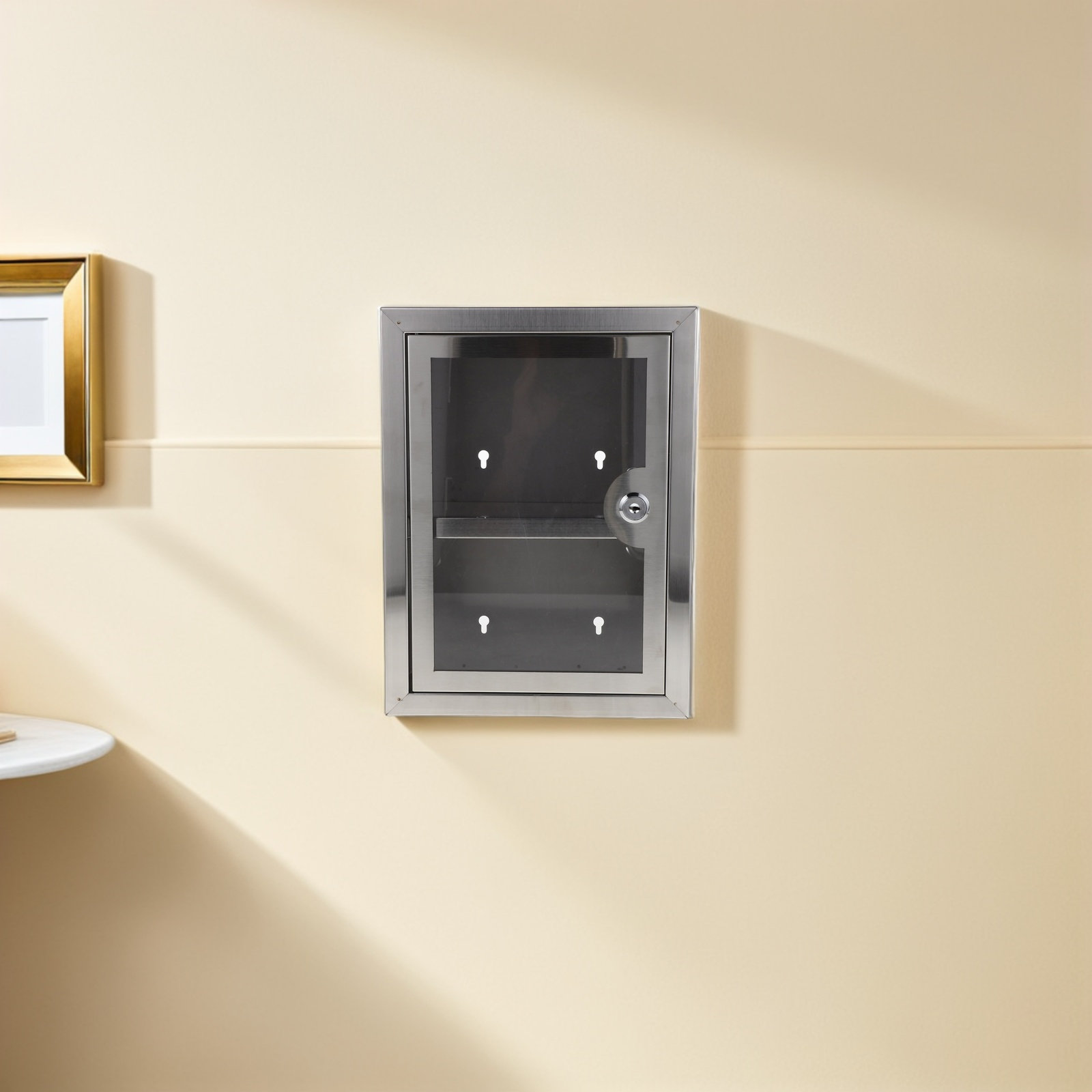 ロック式薬箱金属製壁掛けキャビネット二層式11x8.2ロック - Medicine Cabinet Lock のレビューと価格