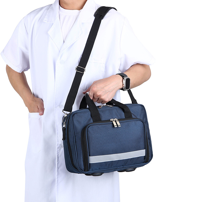 反射ストリップ付きの大容量屋外救急キット ポータブル収納バッ - First Aid Bag Kit のレビューと価格