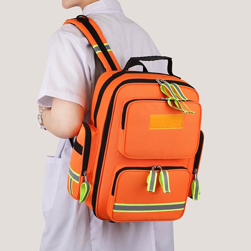 車用緊急キット、救急バックパック、防火ハンドバッグバックパッ - First Aid Bag Kit のレビューと価格